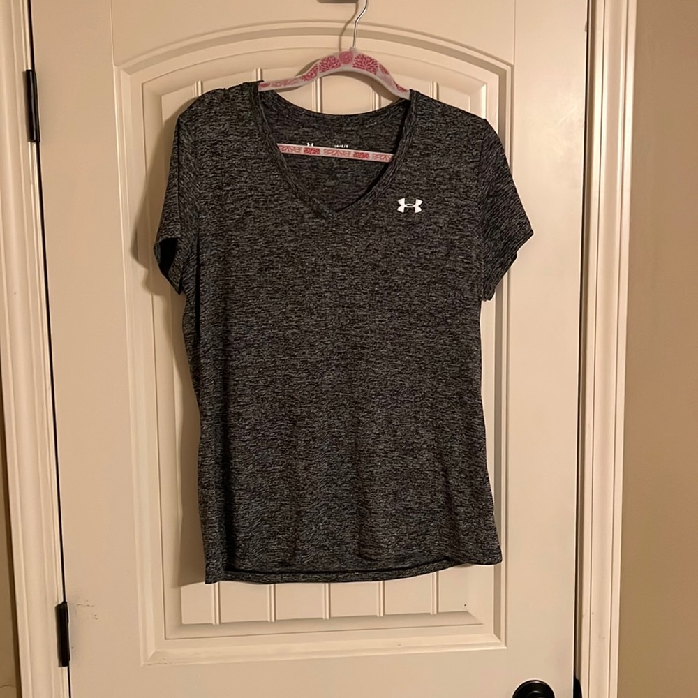 Barely Worn Under Armour Shirt